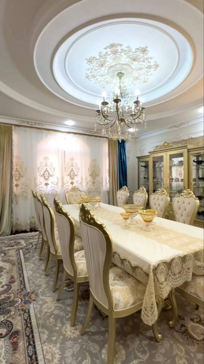 Dom Мирзо-Улугбекский район Продаётся  на Амур Тимур махалла