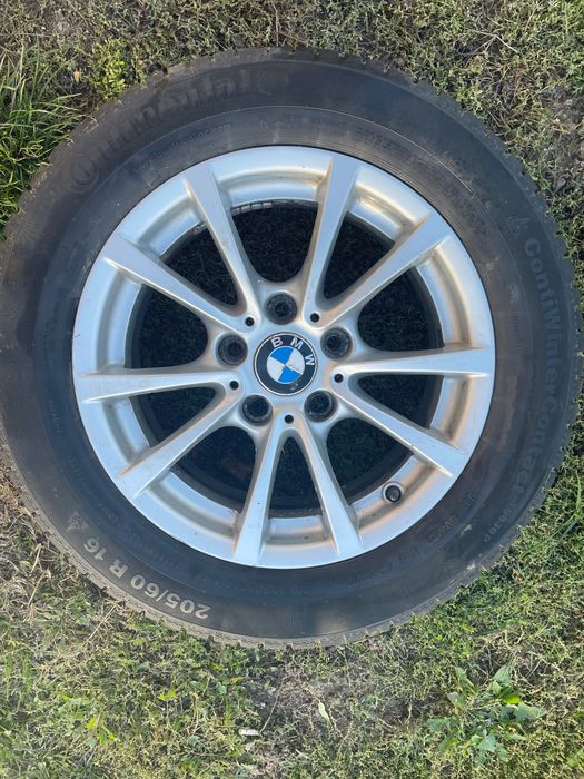 vând 4 jante+cauciucuri de iarnă bmw seria 3 (205/60 R16