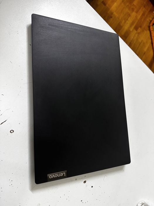 Продается ноутбк для