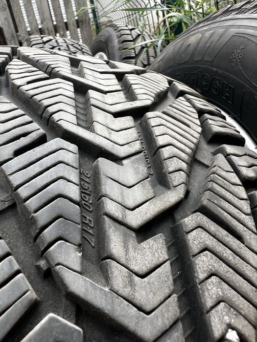Roti iarna 215/60/17 anvelope dot 2023 Nissan