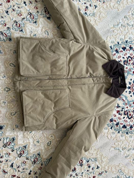 продам куртку Zara