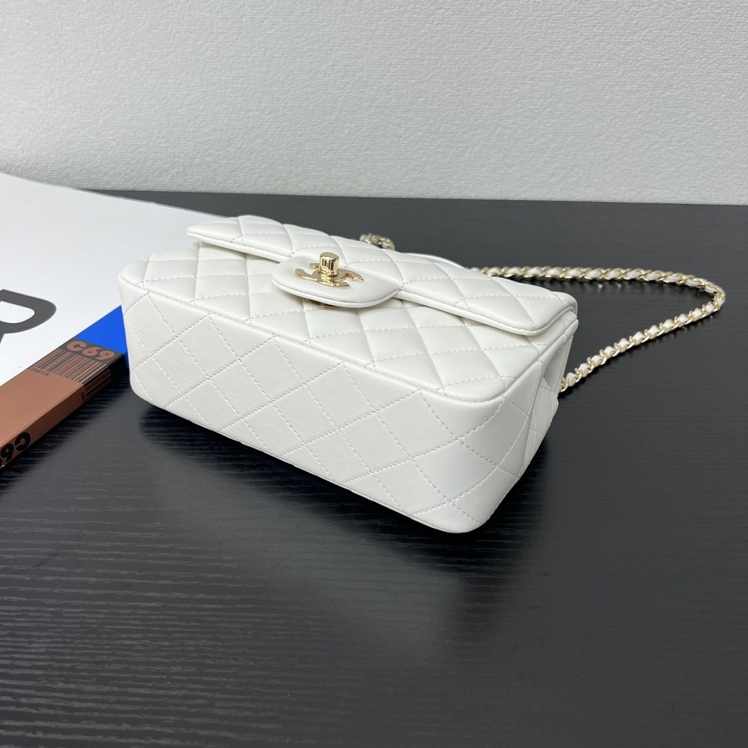 Geanta Chanel 20cm alb, tip Premium