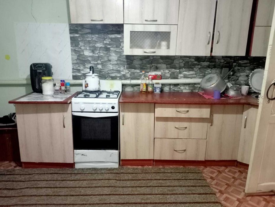 Недорого продается 3-х ком.дом с землей 6соток в р-не СОШ 31