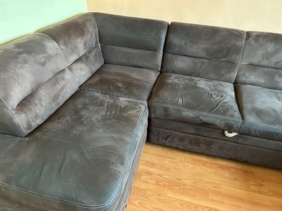 Ъглов диван с ракла и функция за сън