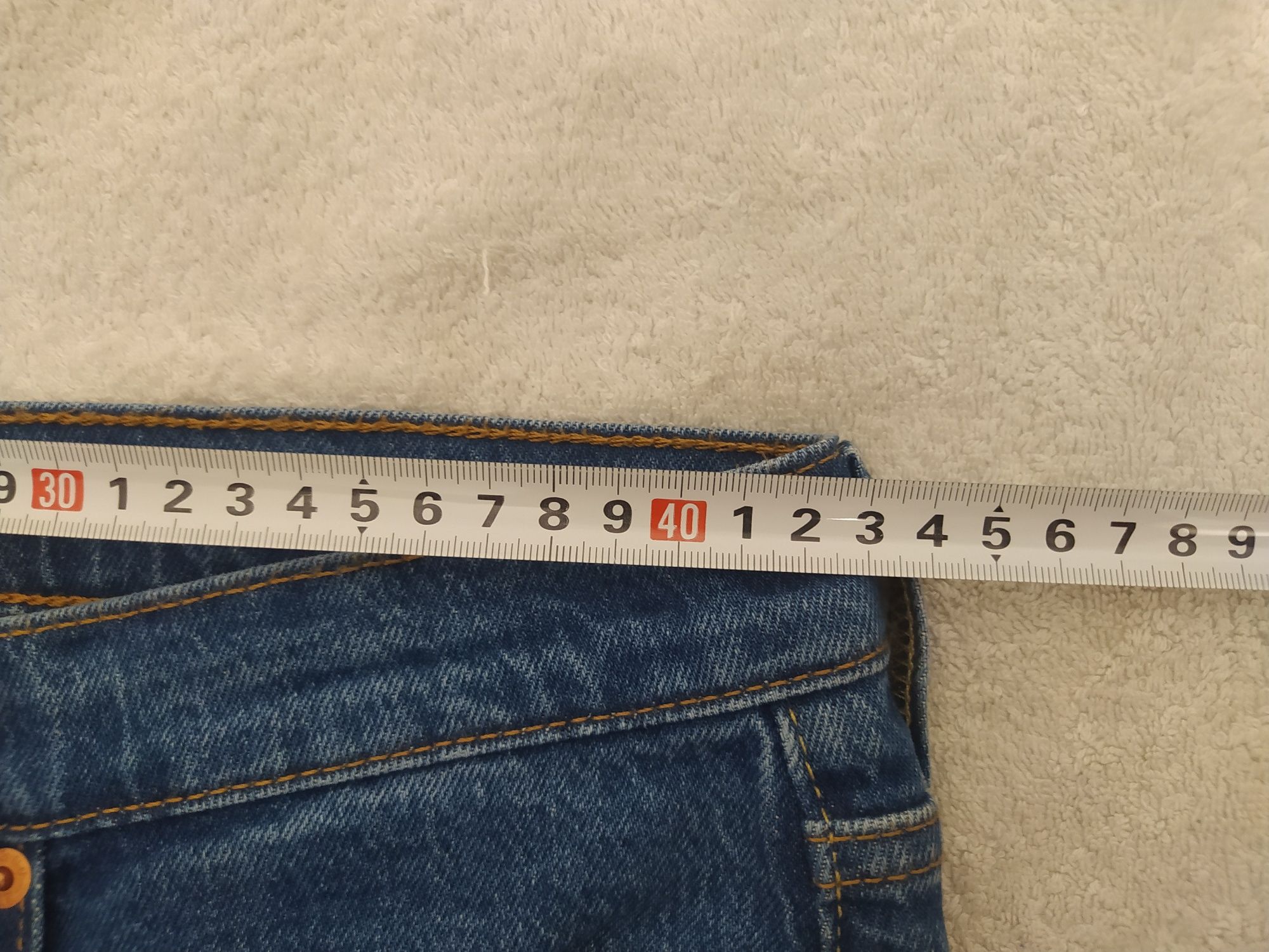 Мъжки дънки Levi's 33/28 като нови