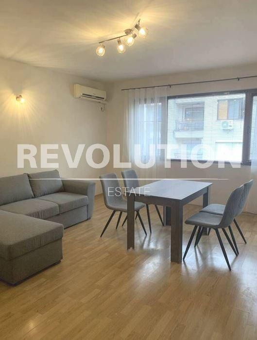 Двустаен апартамент в района на Окръжна болница!