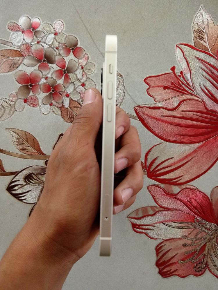 Iphone 12 holati ideal