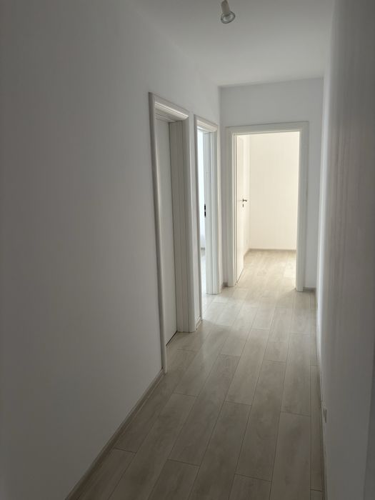 De inchiriat apartament 3 camere Ghimbav