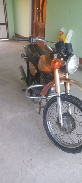 Мотоцикл Минск сотилади