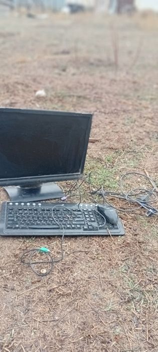 Капиютер сатылады