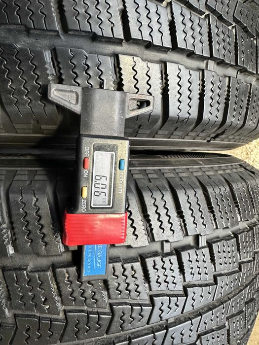 SET 2 Anvelope Iarna 215/60 R16C 103/101T HANKOOK Winter RW06