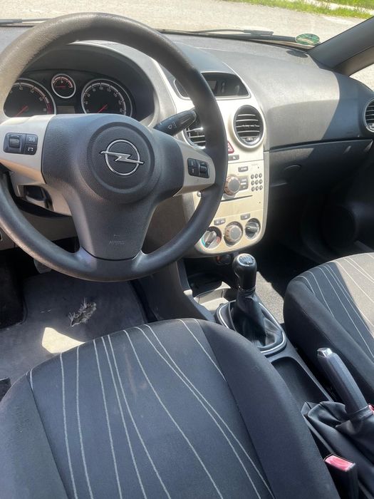 Opel Corsa 1.2 Benzină 2008