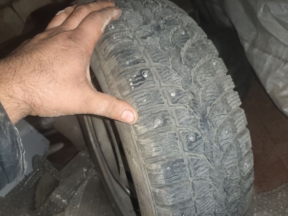 Шины с дискам калеса в сборе