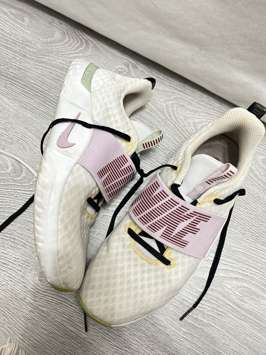 4 perechi de adidasi in conditii bune: nike air 200, adidas,nike,puma