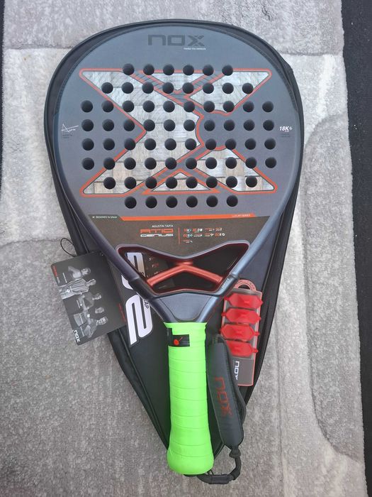 Падел ракета Nox AT10 Genius 18K Alum 2025 Agusti­n Tapia