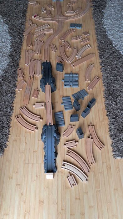 Set trenulete si masinute lemn cu accesorii