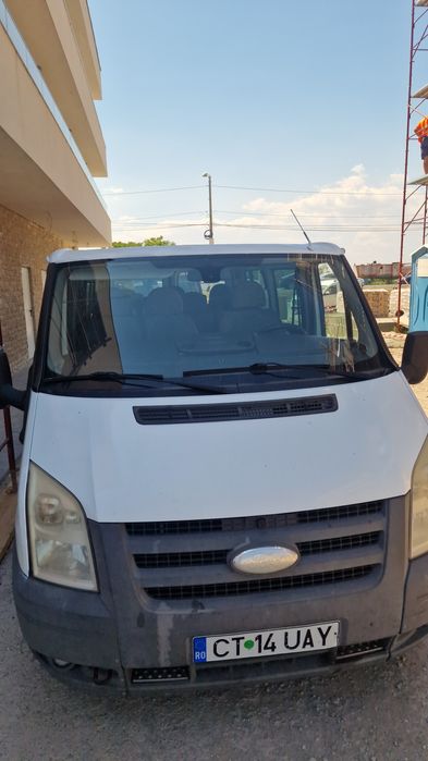 Vând Ford Transit 8+1 locuri