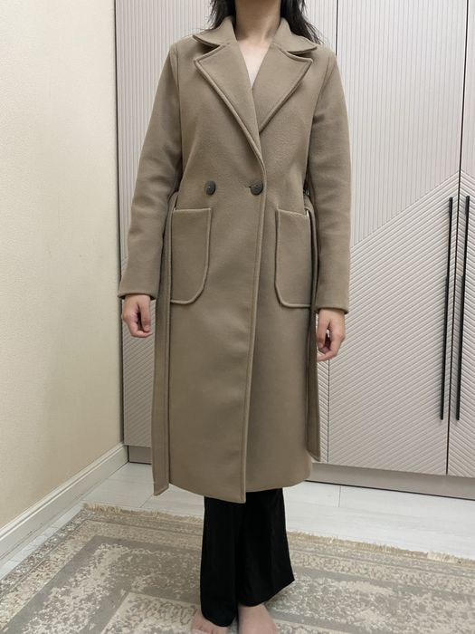 Пальто сатылады……