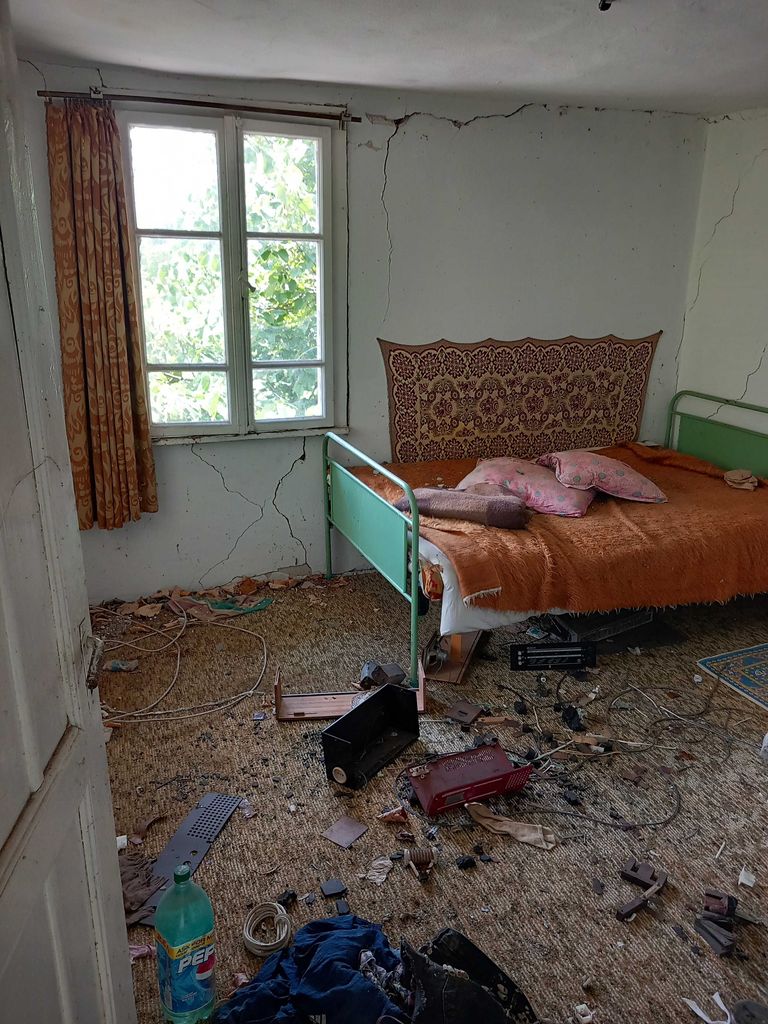 Продава се Къща в Враца, Студентски град - 60 кв.м за 153 €/кв.м - Снимка #1