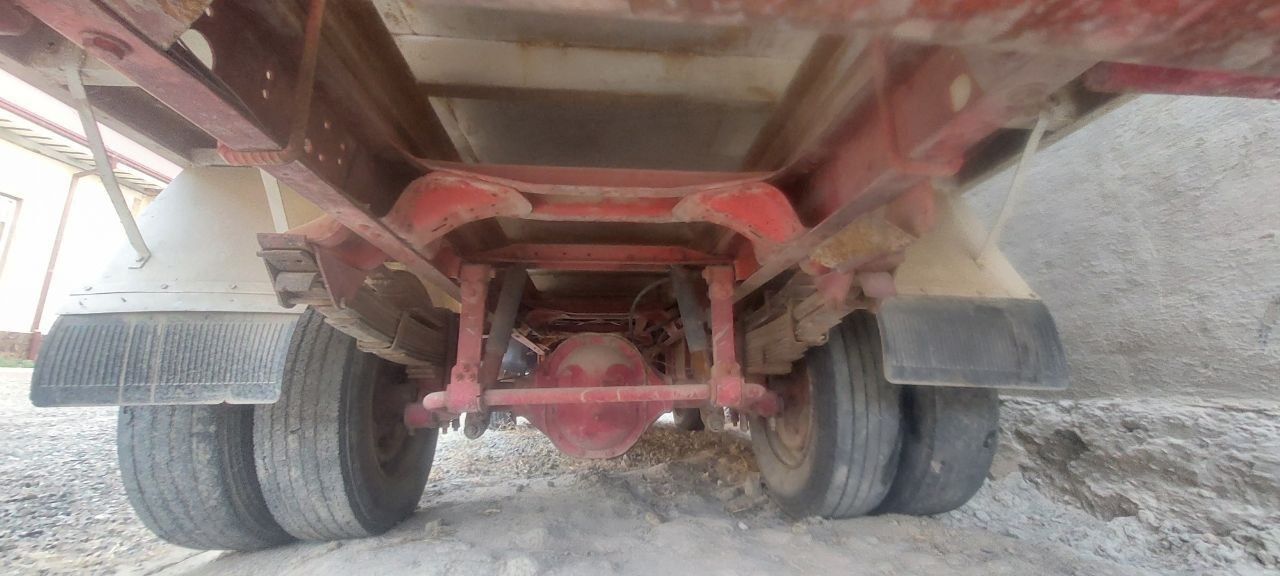 Isuzu iveco sotiladi