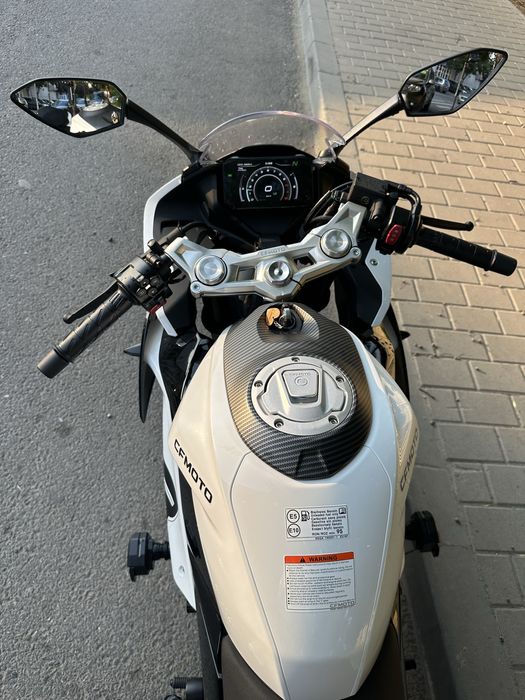 Vand CFMoto 300 SR ABS
