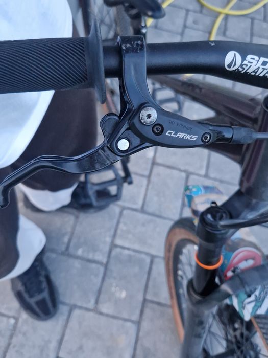 Cube flying circus | dirt-bike