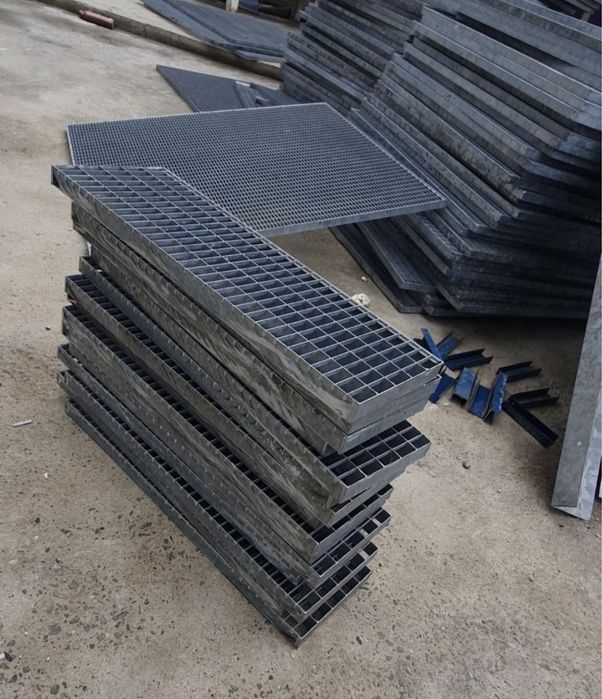 Trepte  zincate galvanizate