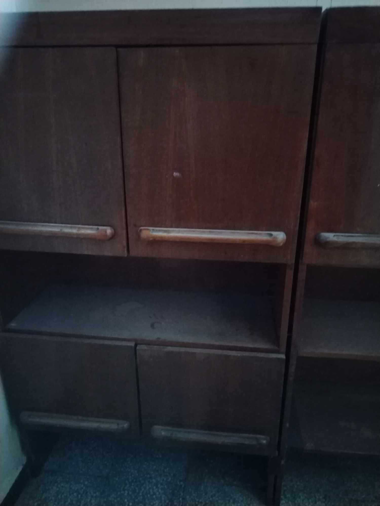 Две двойни секции в отлично състояние на ниски цени
