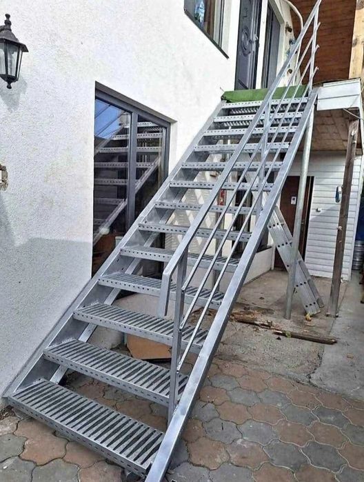 Executăm scări zincate orice dimensiune și orice model