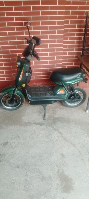 Продам скутер электронных