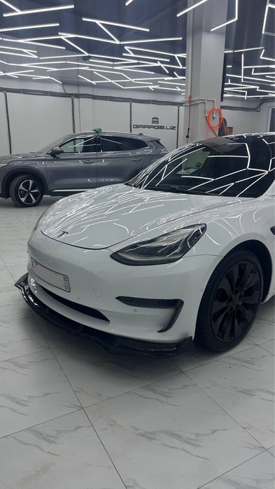 Срочно Продаю Tesla model 3 Dual