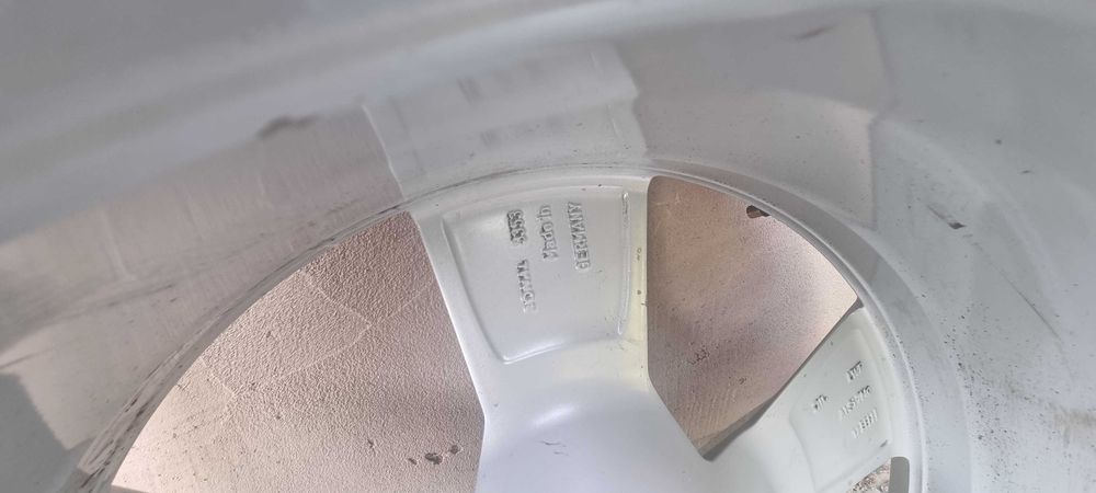 Jante R19 Audi  8.OJ×19H2 ET 28