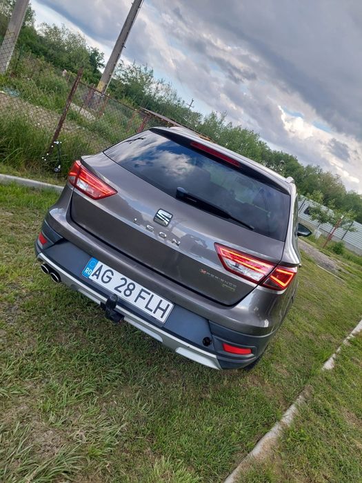 Seat Leon  2015  x princes
