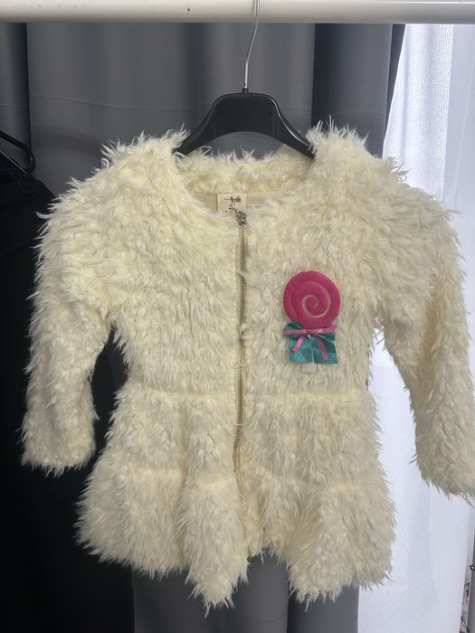 Palton/ geaca pufoasa pentru fetite blanita