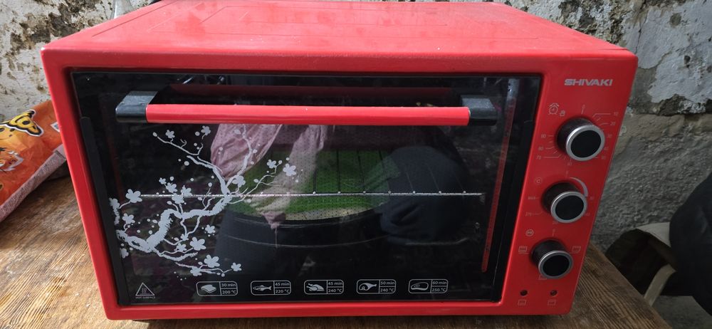 Продам духовую печь