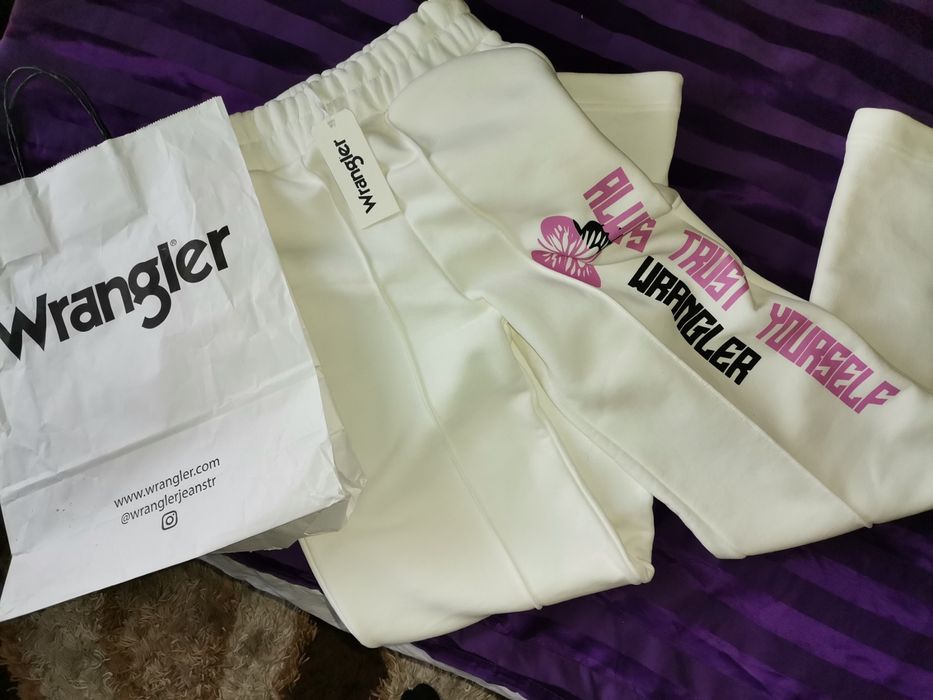 100% оригинална долница на Wrangler