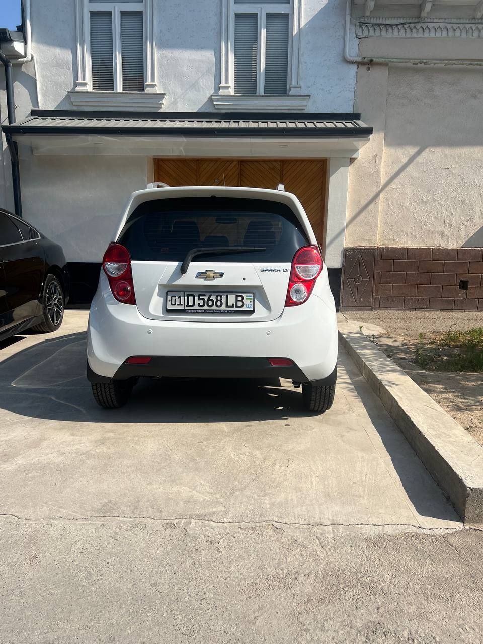Spark avtomat sotiladi.Toza bir qoʻl
