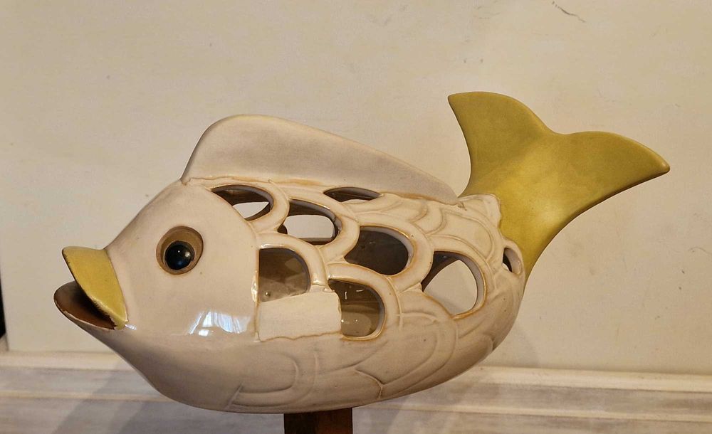 Голяма винтидж керамика, 1970г– декоративна риба, свещник.