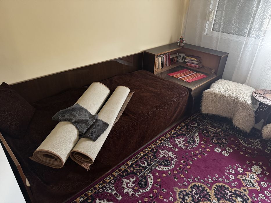 мебели на символични цени