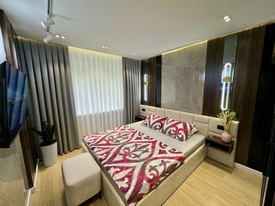 Чиланзар 6.  Парус.  3в4комнатная кирпич.  Евро