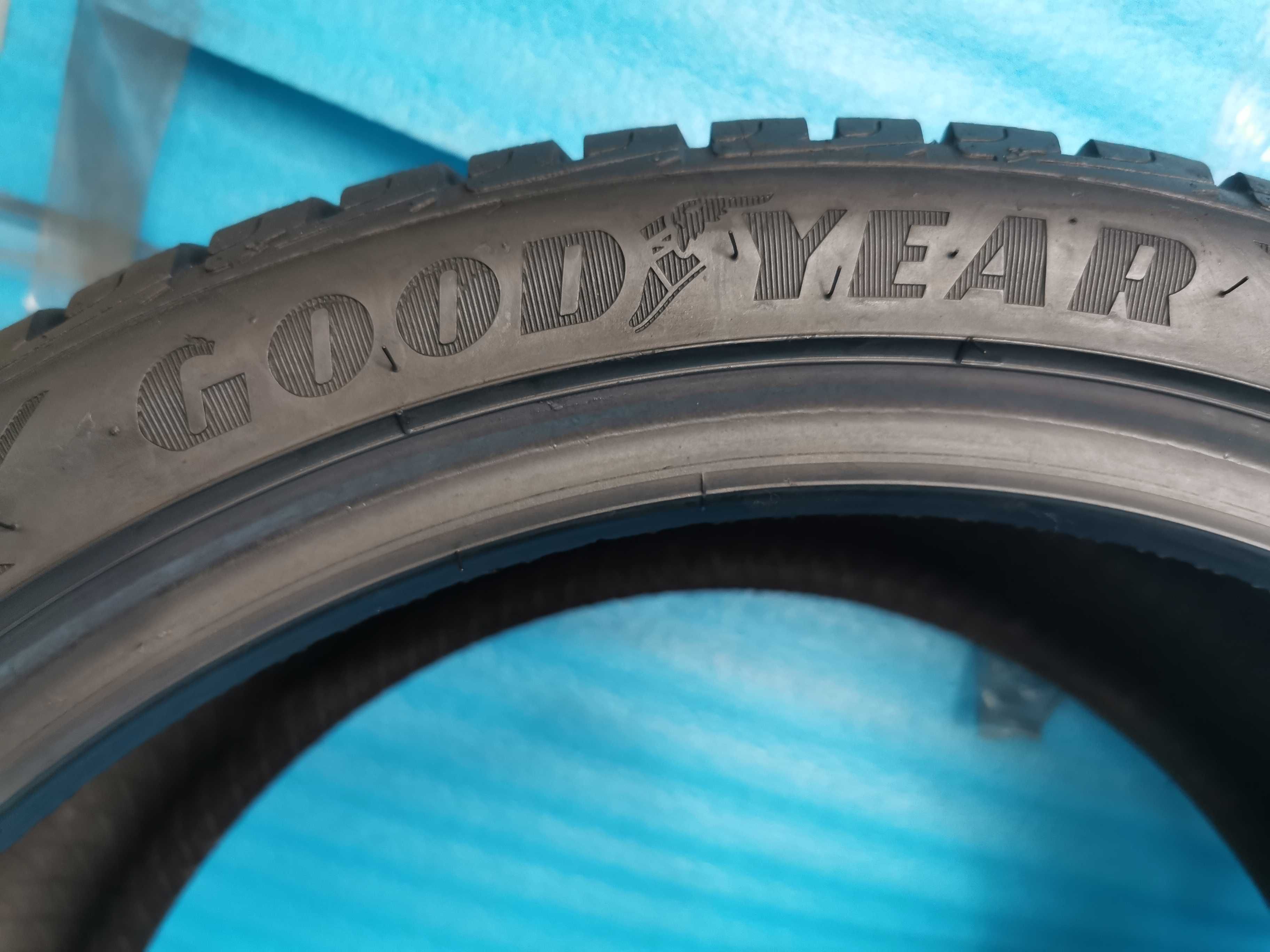 anvelope iarna 235 40 18 goodyear m+s 4 buc