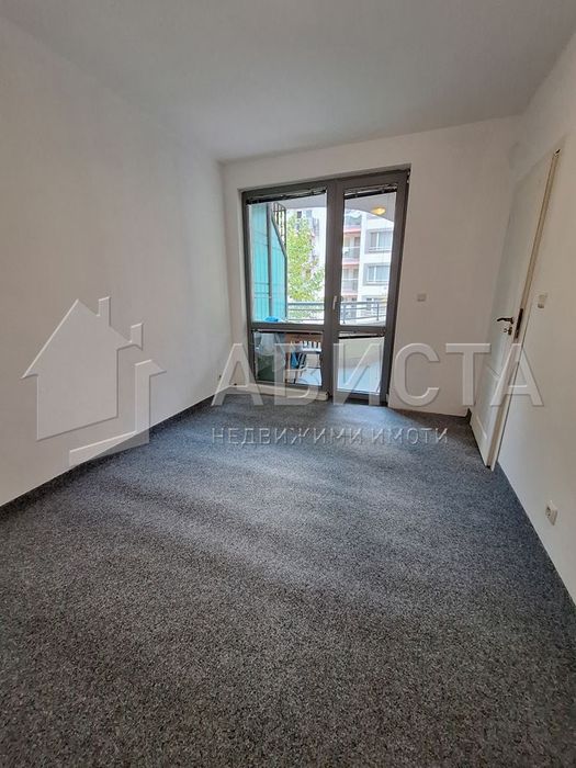 2-стаен в София-Надежда 3 до метрото