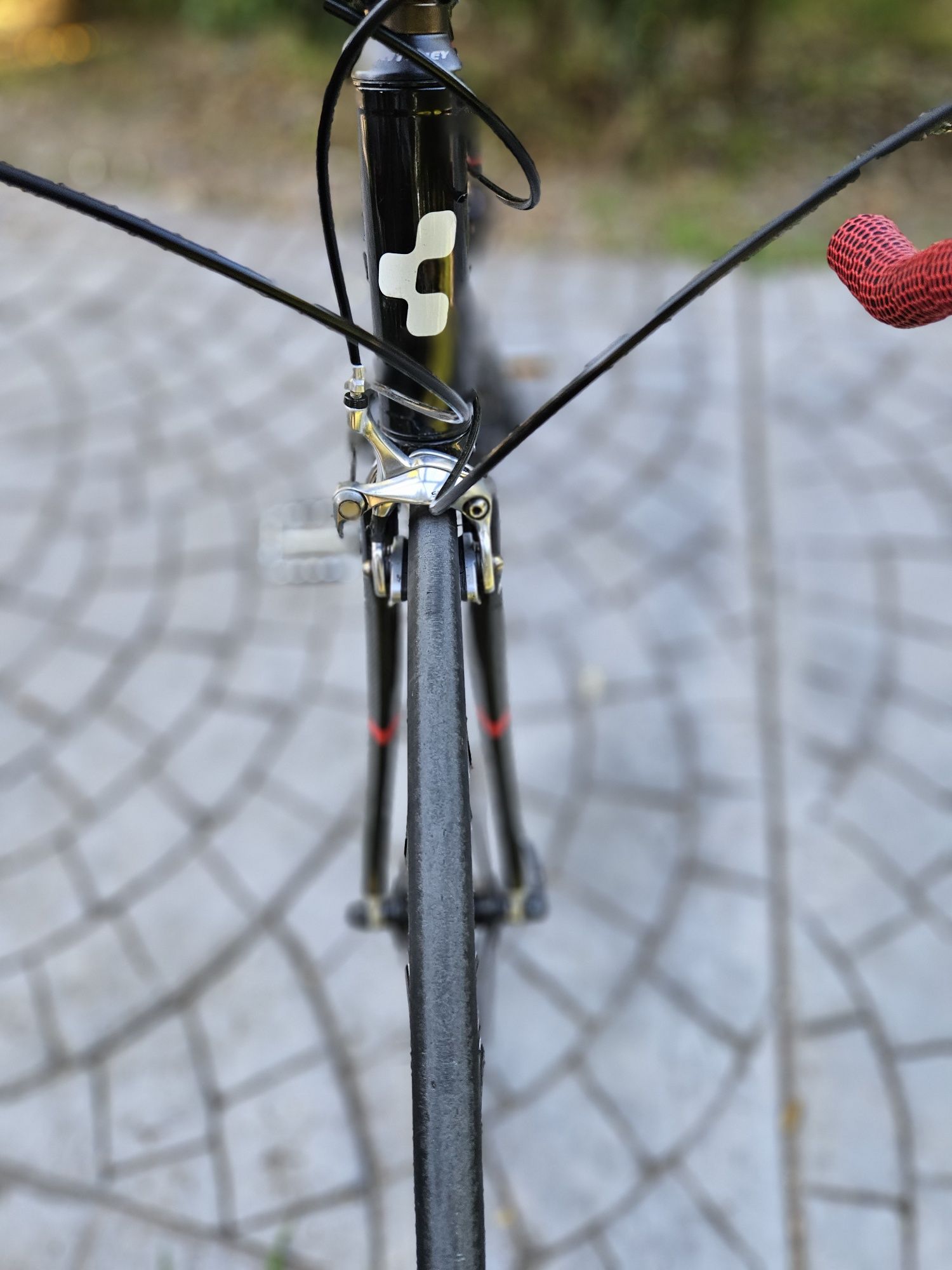 Шосеен велосипед CUBE PELOTON