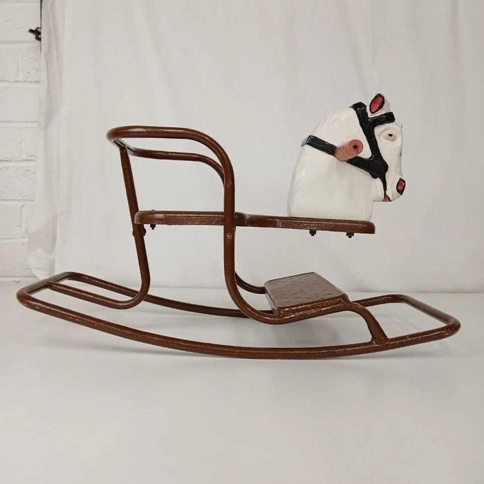 Детско люлеещо дървено конче