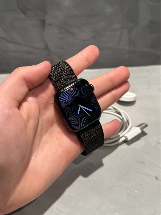 КАТО НОВ Apple Watch 7 45 mm Space Gray