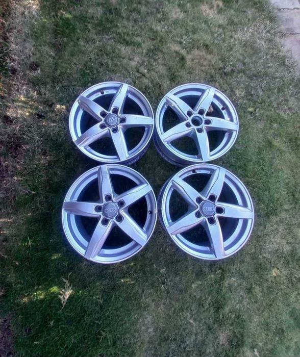 AUDI Оригинални алуминиеви джанти 16