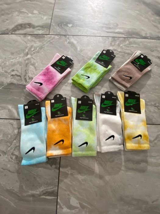 Sosete adulti si copii