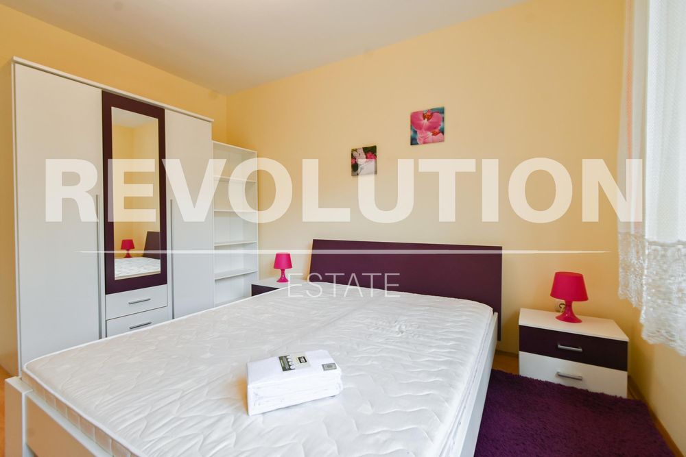 Дава се под наем Двустаен апартамент в София, Център - 60 кв.м за 715 € - Снимка #7