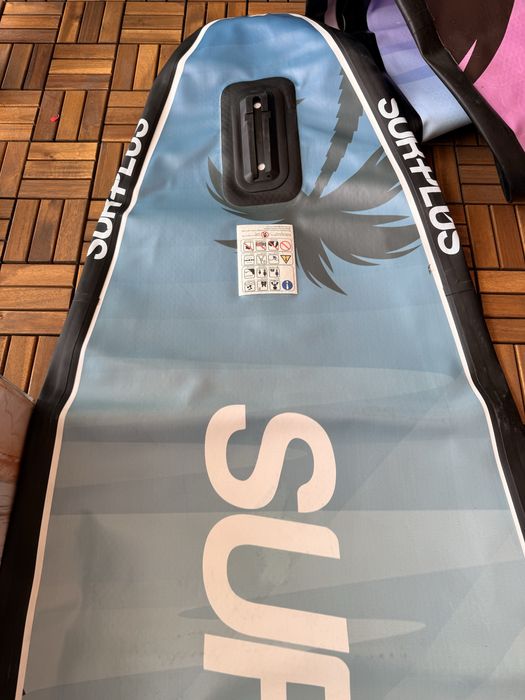 Чисто нов падъл борд – комплект с помпа и гребло.