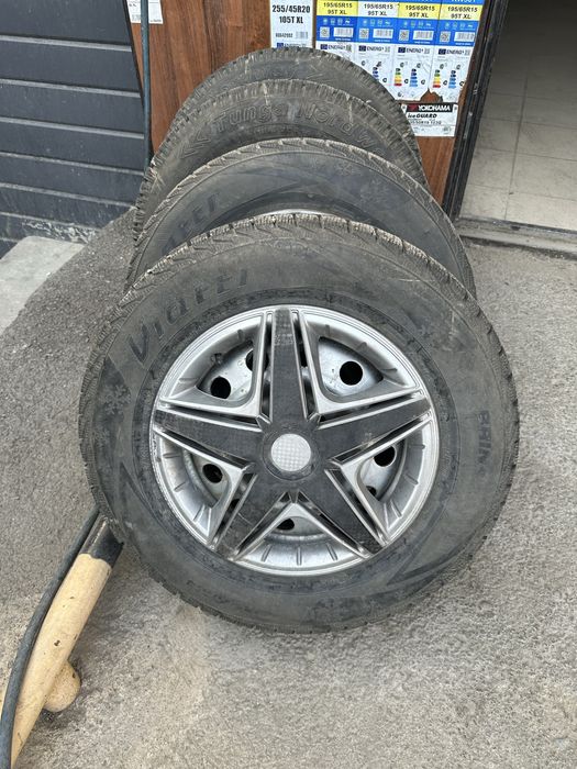 Шины с дисками 185/70 R14